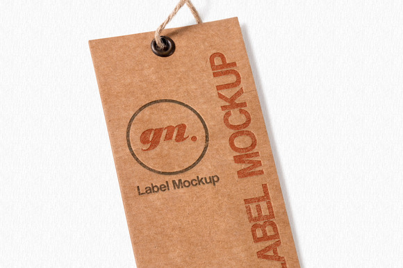 13款时尚服装标签吊牌设计PS贴图样机模板 Apparel Label & Tag Mockups Vol. 1