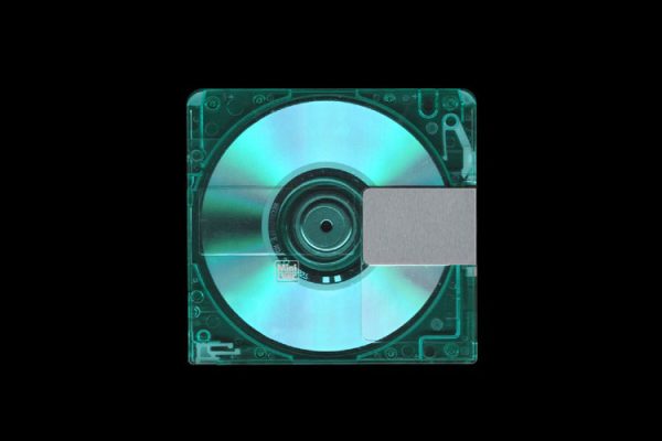 047 潮流复古CD光盘塑料盒设计贴图样机 Vintage MiniDisc Mockup