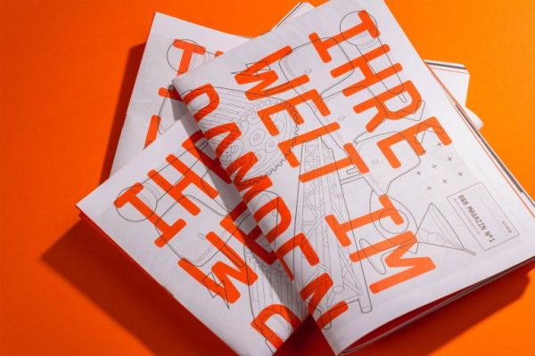 精美橘红杂志设计