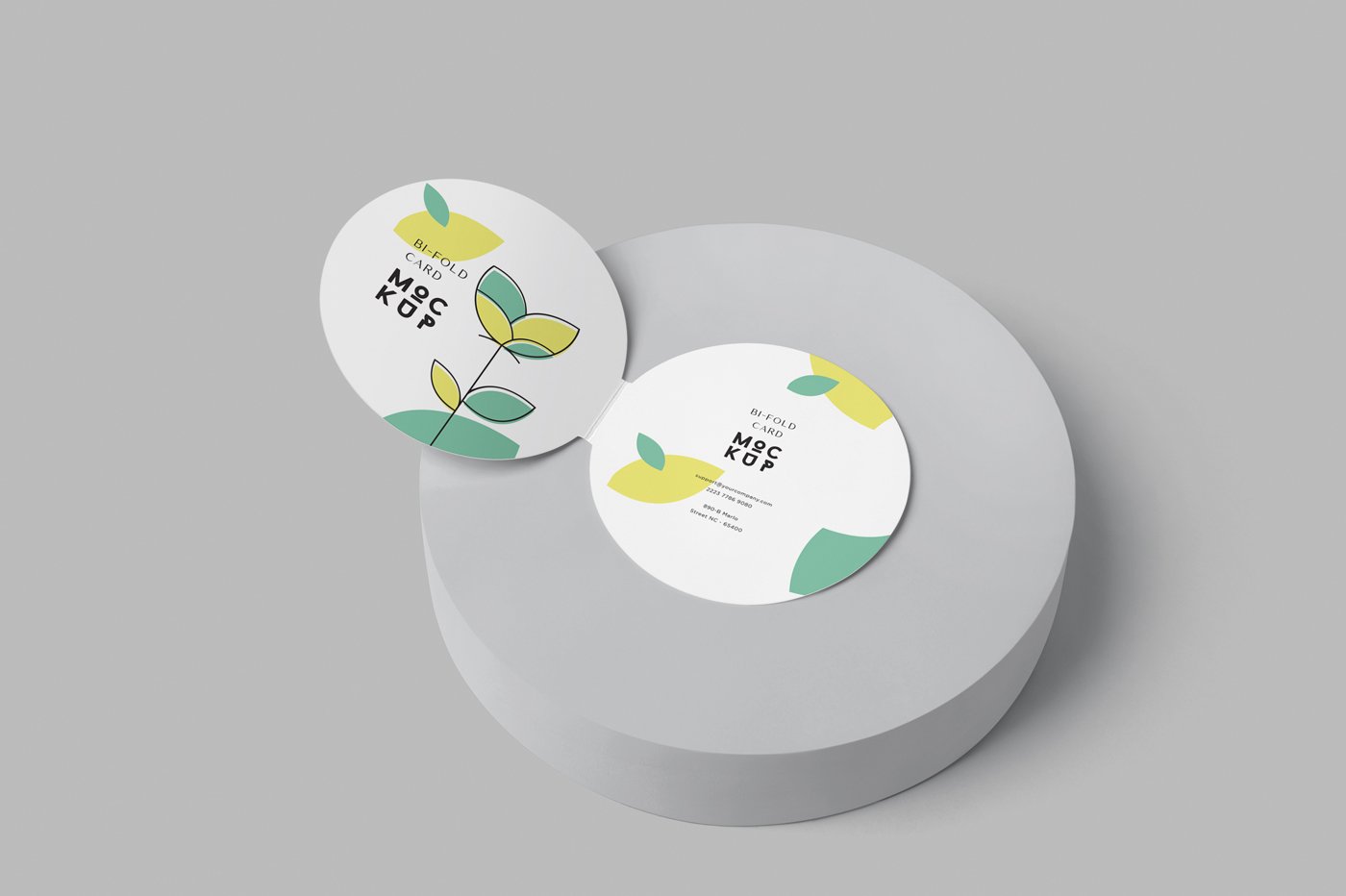 068 圆形双折卡卡片样机 Circular Bi Fold Card Mockups