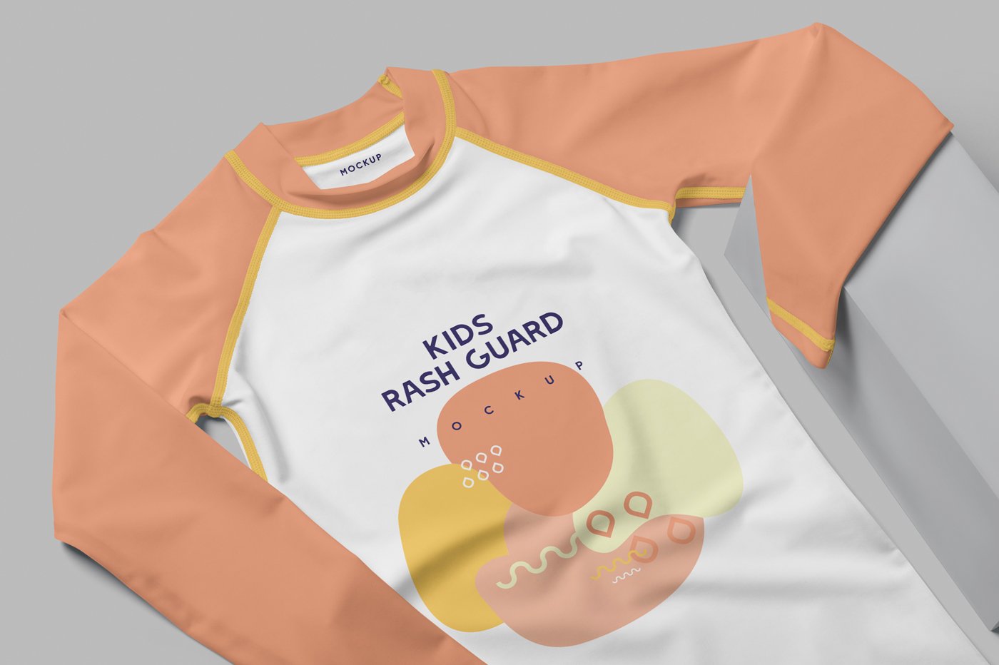 135 儿童长袖撞色T恤样机 Kids Rash Guard Mockups