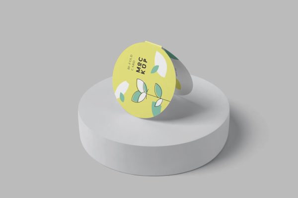 068 圆形双折卡卡片样机 Circular Bi Fold Card Mockups